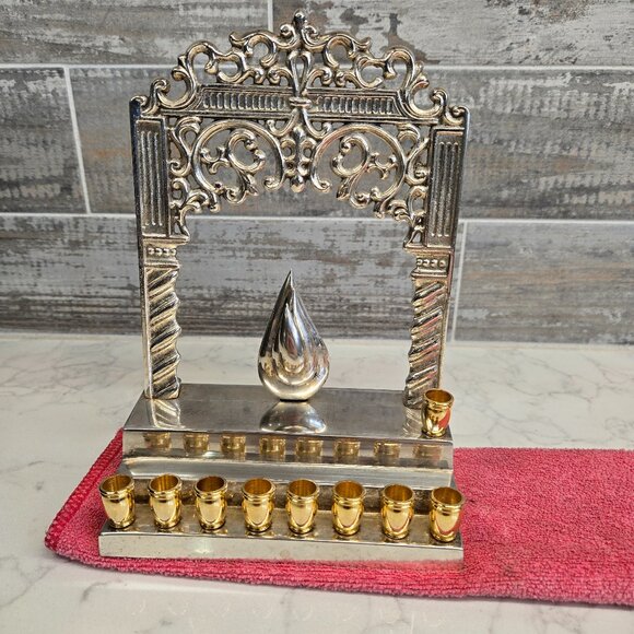 Heavy and Unique Vintage Menorah Silver Plated - Picture 1 of 2